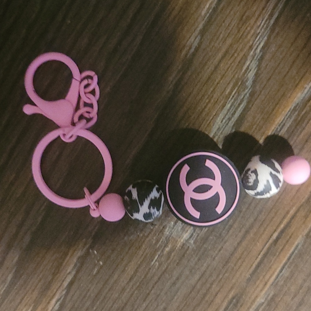 Pink and cheetah KeyChain